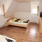 Vendégház Pratr