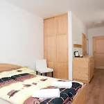 Pratr Vendégház *